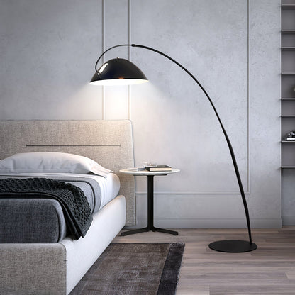 Nastavitelná oblouková stojací lampa