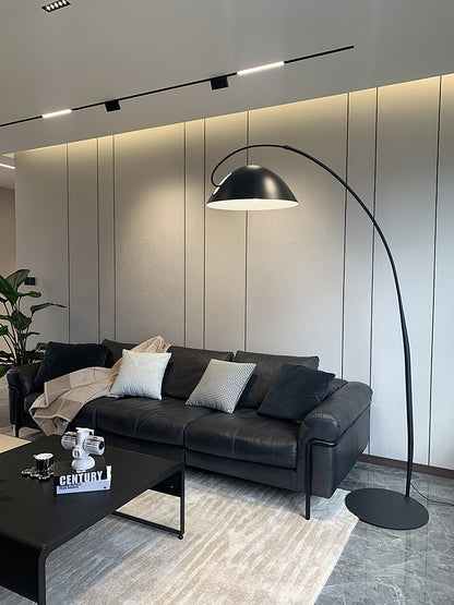 Nastavitelná oblouková stojací lampa