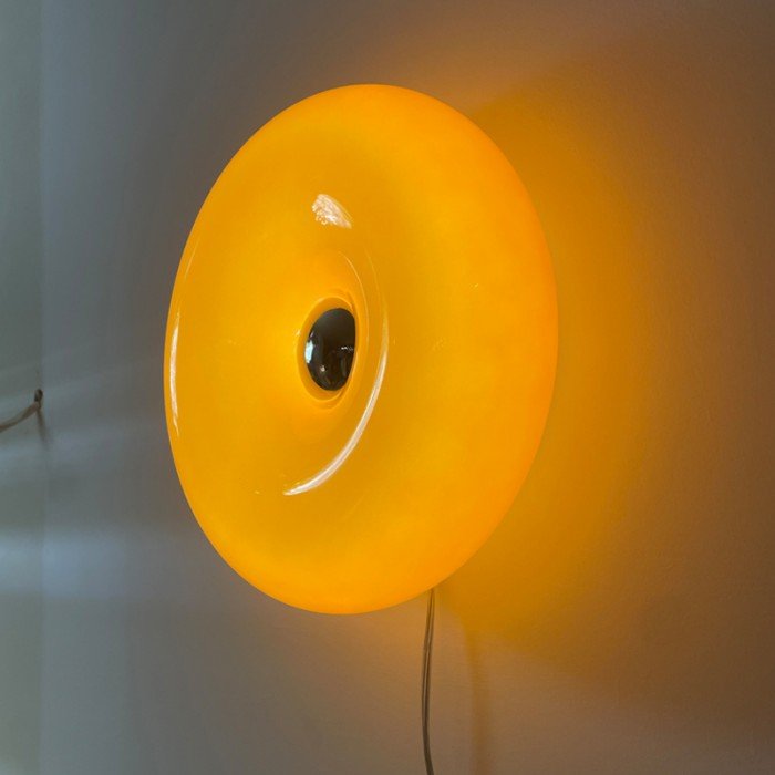 Lampe LED ronde à intensité réglable
