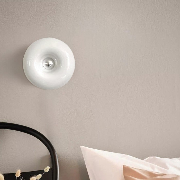 Lampe LED ronde à intensité réglable