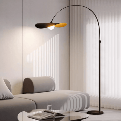 Stojací lampa s vypínačem