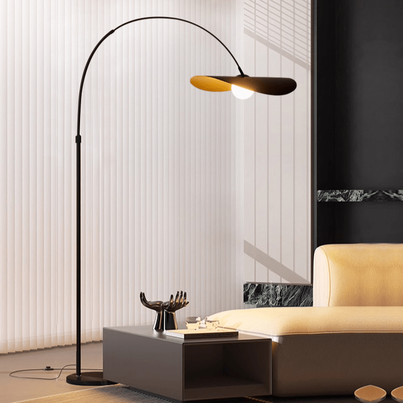 Stojací lampa s vypínačem