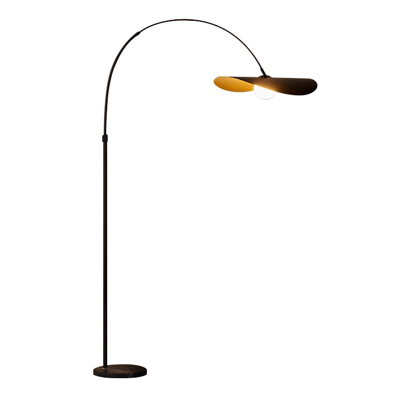 Stojací lampa s vypínačem