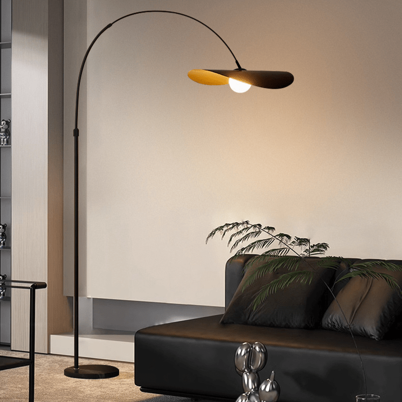 Stojací lampa s vypínačem
