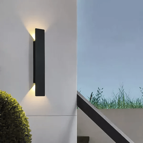 Zewnętrzna lampa LED IP65