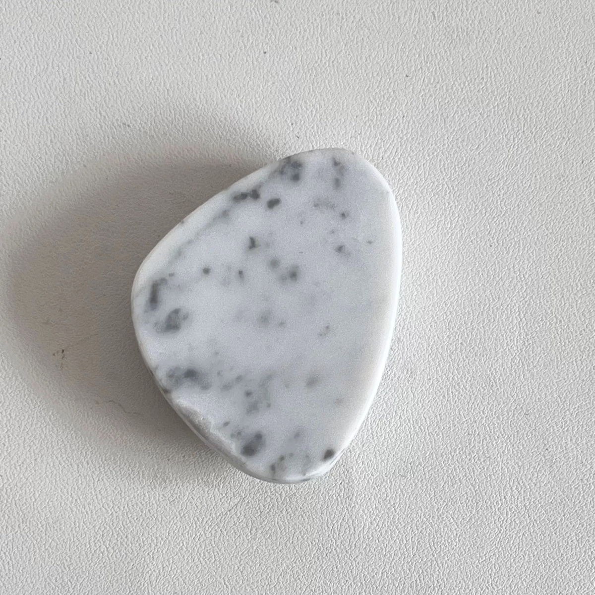 Marble wall hanger